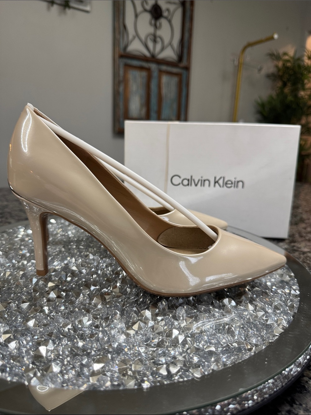 Calvin Klein Beige Patent Pointed-Toe Pumps silver designer plate on heel NEW 8